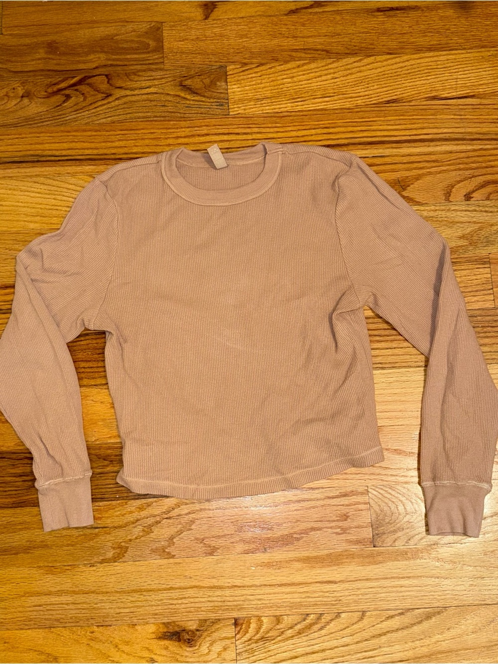 Skims Waffle Long Sleeve Cropped Top - Beige